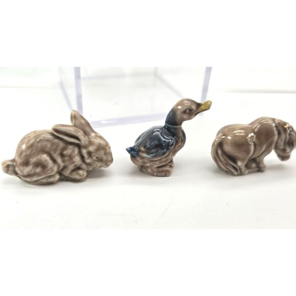Miniature Wade Figurines Set Of 3 Rabbit Duck & Horse Made in England JE166 - Picture 3 of 12
